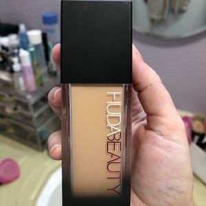 Huda Beauty #FauxFilter Foundation